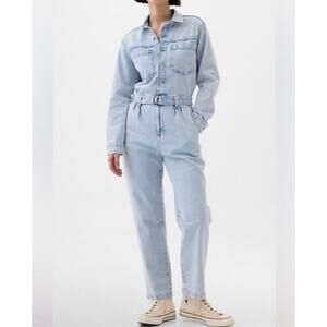 GAP Sz 4 Long Sleeve Belted Denim Jumpsuit Light Wash Indigo 90s Retro Utility